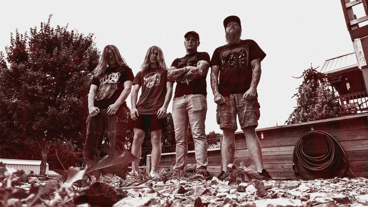 CHUNKED firma con Gore House Productions y lanza EP de death metal primitivo 'Inhaling the Infestation' cuarteldelmetal.com/noticias/2024/…