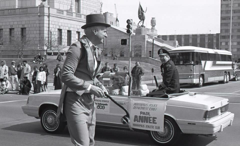 🍀Throwback to Indy's favorite 6'5 Leprechaun, Mayor Bill Hudnut with Indianapolis Police Chief Paul Annee. (March 17, 1987)🍀