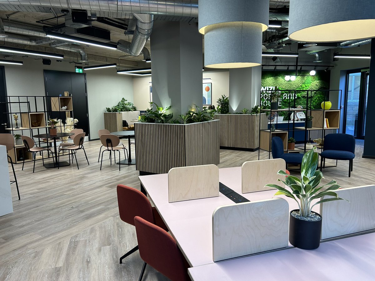 Leeds-based @WizuWorkspace have opened a gorgeous co-working and private office space in Newcastle at Portland House, directly opposite the Laing Art Gallery ⬇️🤩 Find out more (& book a free taster day) at bit.ly/SWWizuWorkspace ⭐️ #newcastleupontyne #coworking