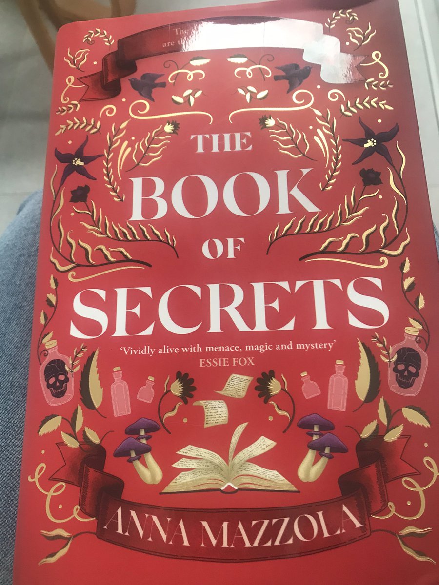 Wow, what a fantastic read this was! Looking forward to chatting to @Anna_Mazz on our historical fiction panel at Brighton’s Beyond the Book festival on April 6, with @LouRHare and @novelthesecond. Join us? beyondthebookfestival.org