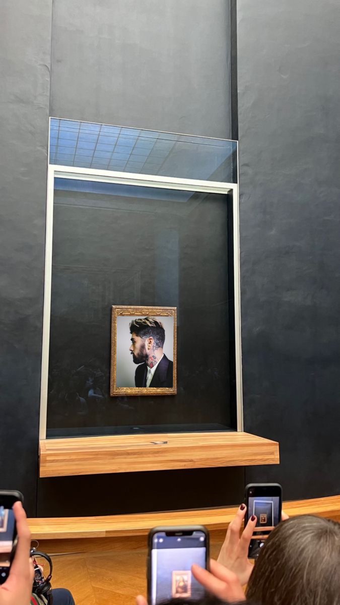 ZJMCRAVE's tweet photo. 🚨 | Mona Lisa has been replaced with Zayn Malik at the Louvres. https://t.co/o5YgS88p8e