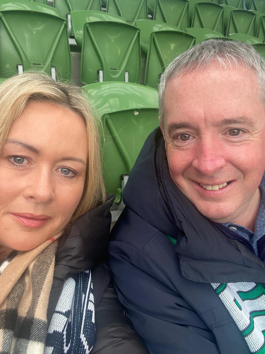 SweeneyAlan's tweet photo. #shouldertoshoulder https://t.co/7LJ5WJuKK8