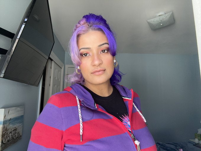 When you tell em your boobs got massive but they don&rsquo;t believe you. 😈🤷🏽&zwj;♀️  In NJ for the Nj DeathFest<a href="/tag/newprofilepic"class="tags"><span>#newprofilepic</span></a>