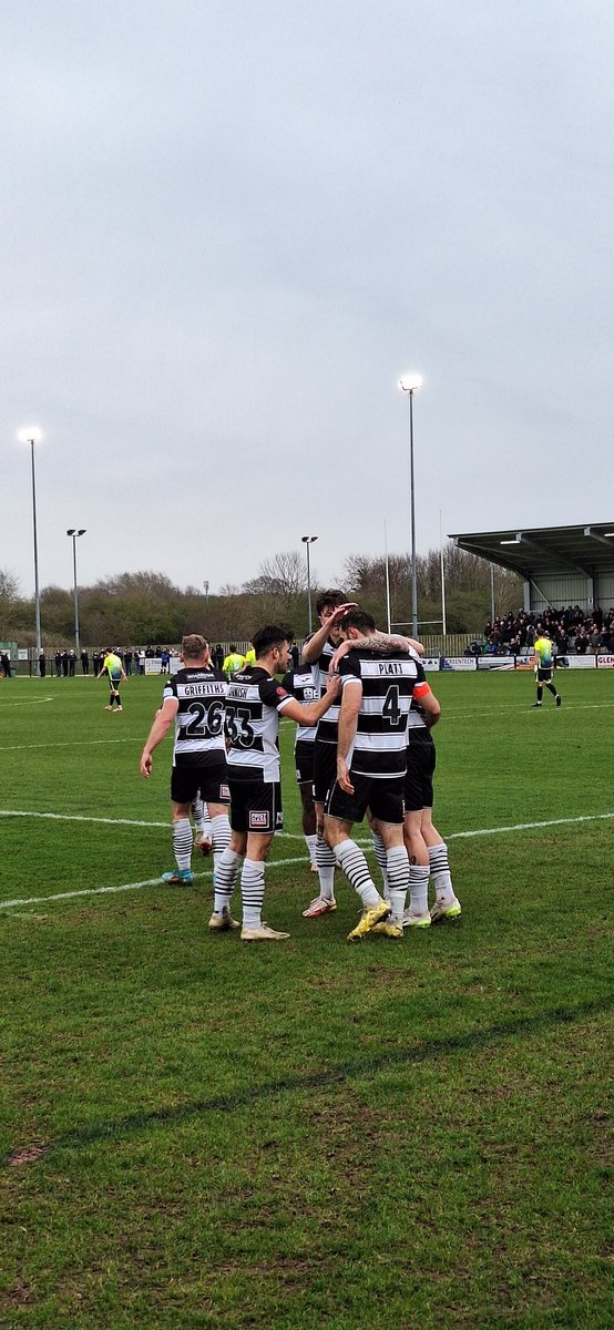 MattyLxwn's tweet photo. Get in!!!
 @Official_Darlo https://t.co/wtvmiKlbvc