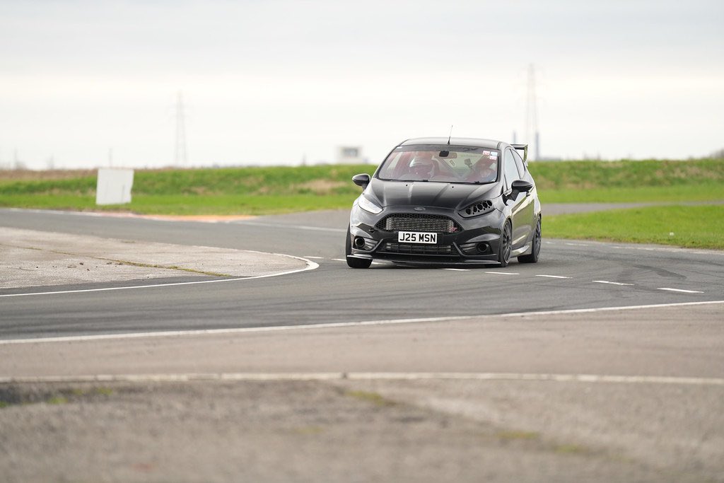 650miles covered, 70 laps at Blyton on the limit all day and didn’t skip a beat. What a thing 🚀 

Mega to bring the lads out on track too <a href="/SVR_Driftyy/">Sam</a> <a href="/rixonnn_/">Evan Rixon</a>