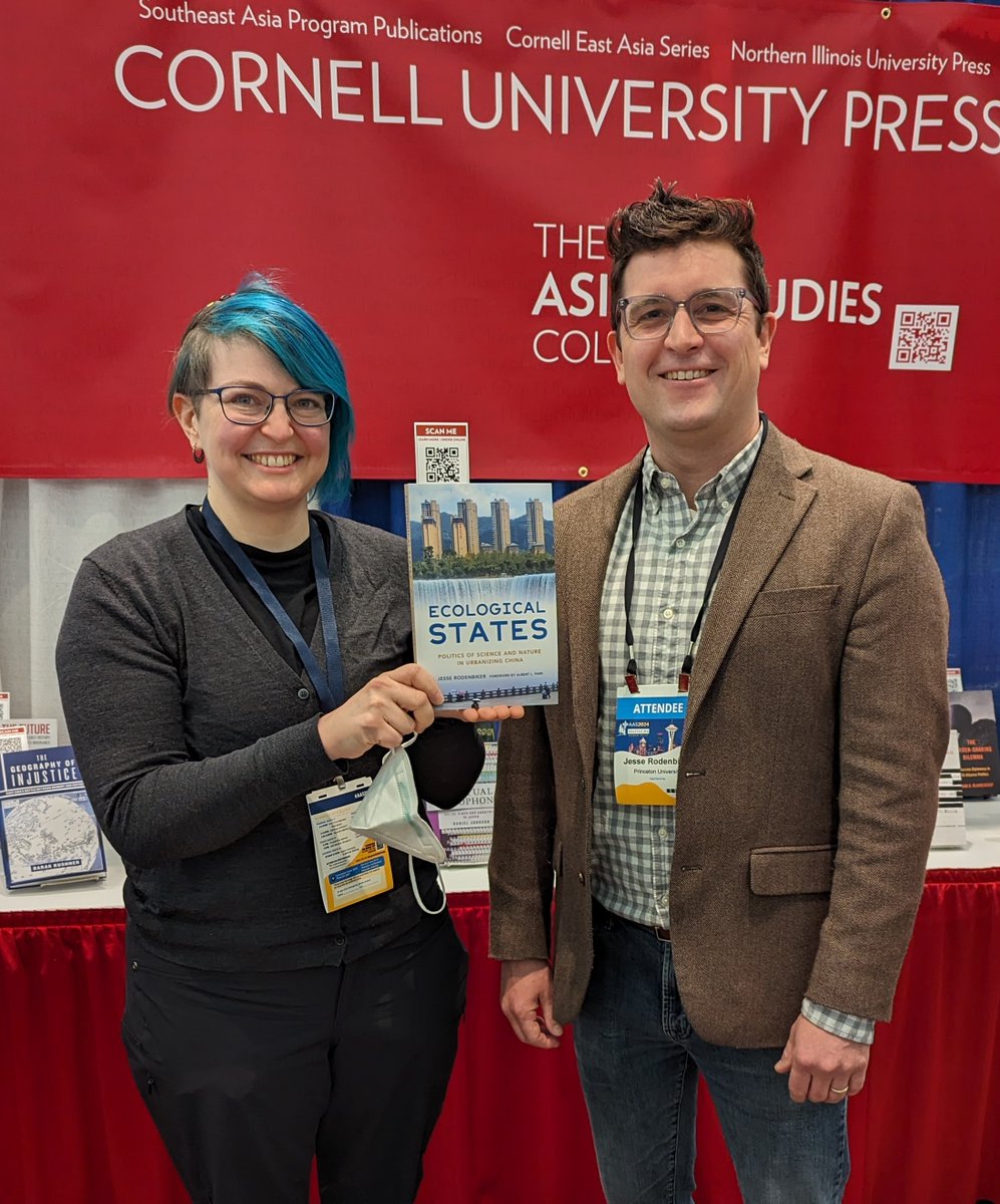 Found my book, Ecological States, on display at #AAS2024! So grateful for the brilliant editorial support of @k_alexis_s and @CornellPress 
cornellpress.cornell.edu/book/978150176…