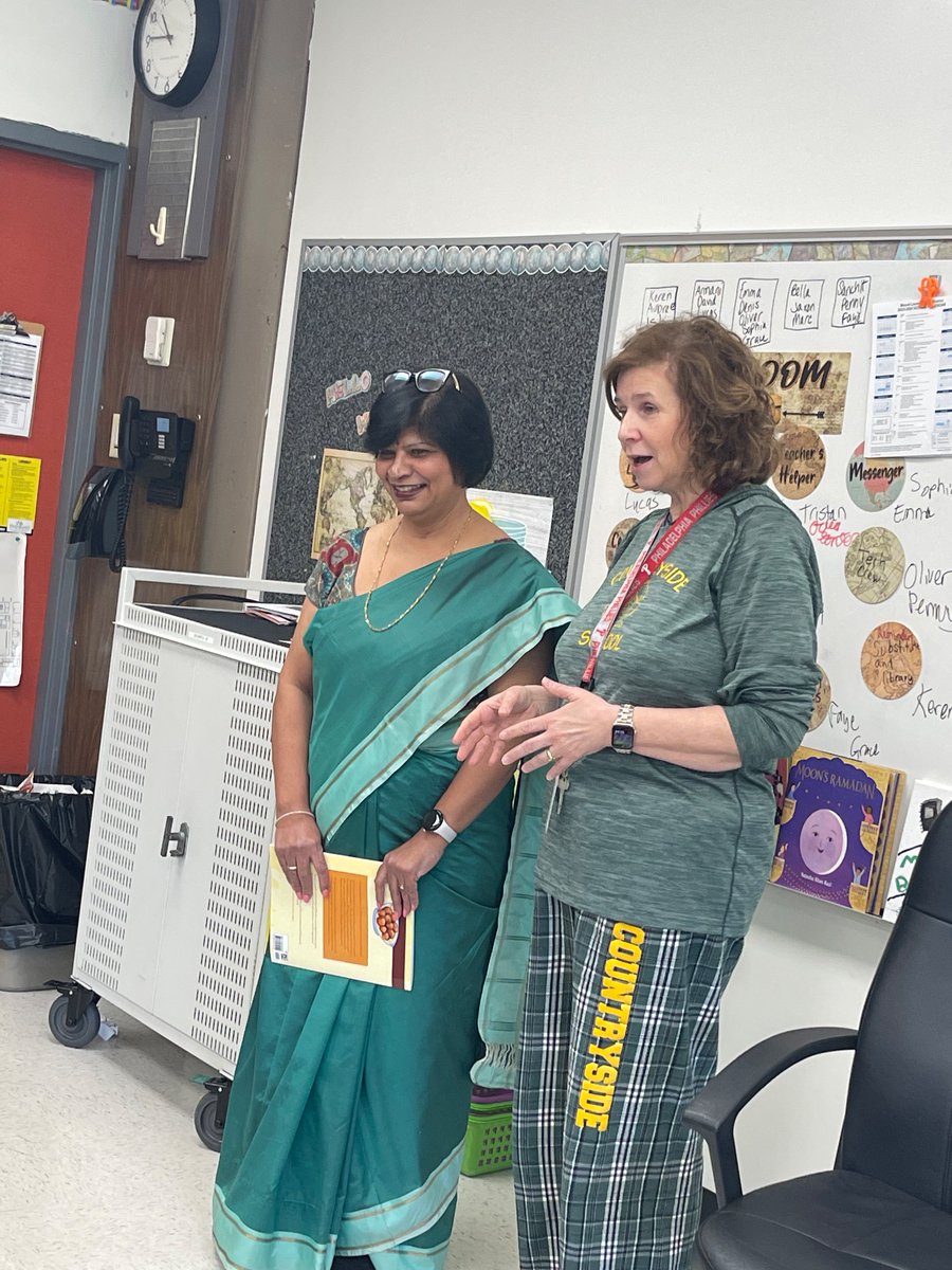 MTL_CS_Depetris's tweet photo. Had a very special guest reader teach us about the sweet treats of  India!🎊Thank you, Mrs. Bajaj!
#CSTogetherIsBetter
#ThirdGradeThinkers https://t.co/r9FfrI48MS