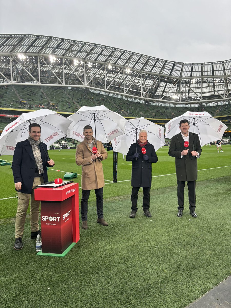 Janine Curran tweet media