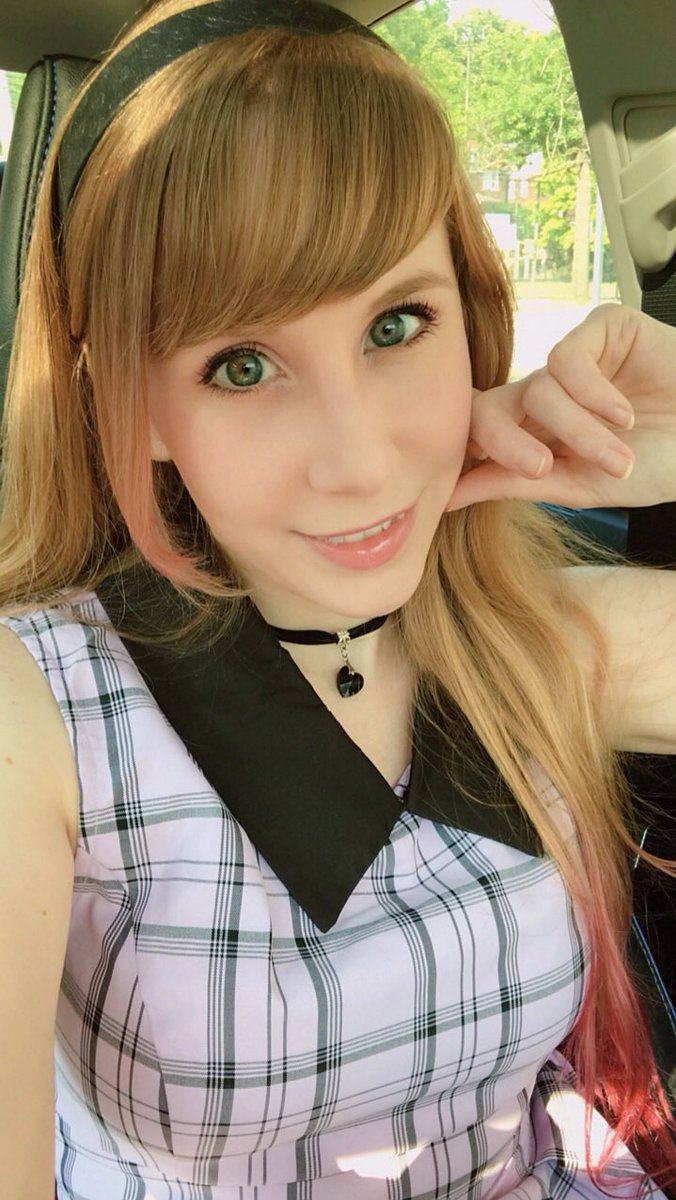 JenniBon_'s tweet photo. Hey everyone, this is Jenni Bon/Starberry (cosplayer/idol)! My main account was compromised and I doubt at this point that I can get it back. It would mean a lot if you would follow me here and share this post to help me find my friends again! 💖 https://t.co/bumwkpI3he