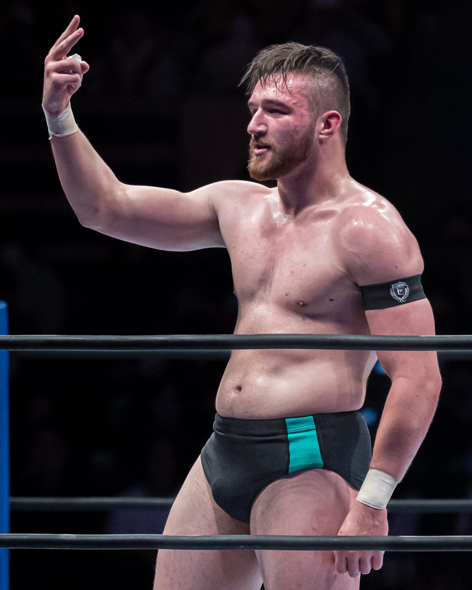 wresadam's tweet photo. Brit Pro Pro Wrestling Stud Callum Newman is developing into a thicc tasty stud who fills out a pair of trunks very well.
#prowrestling #gay #muscle #trunks #britpro #wrestler #bulge #hot #thicc https://t.co/dgXpKcO135
