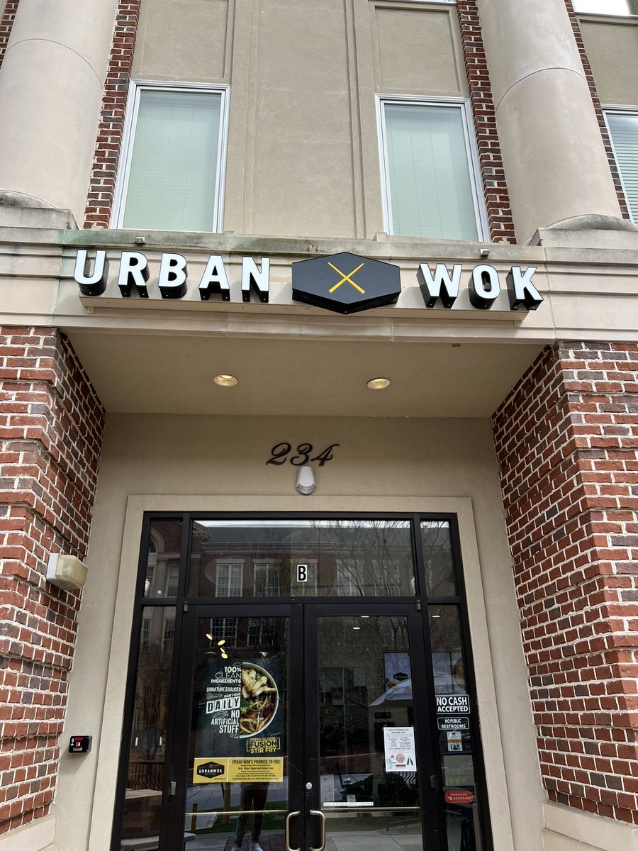 Lite Favorites 96.3 WLEE tweet media