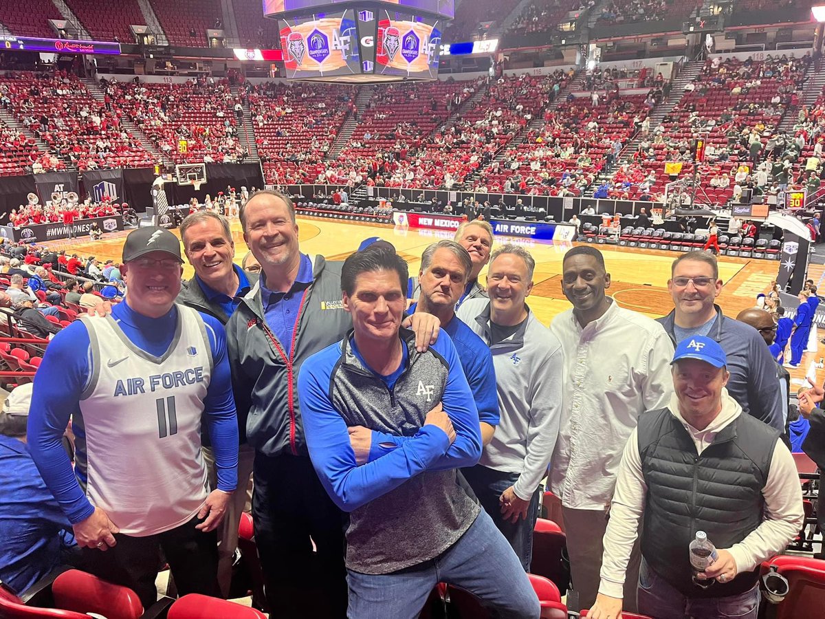 25 former players back for our Conboy-Culleton USAFA Basketball Reunion - Thanks To 1970 Grad Coach Gregg Popovich, Lt General Clark (SupeDaddy), Nate Pine (AD), & Mark Hille (Association Of Graduates President) for your involvement! #FalconsForever
