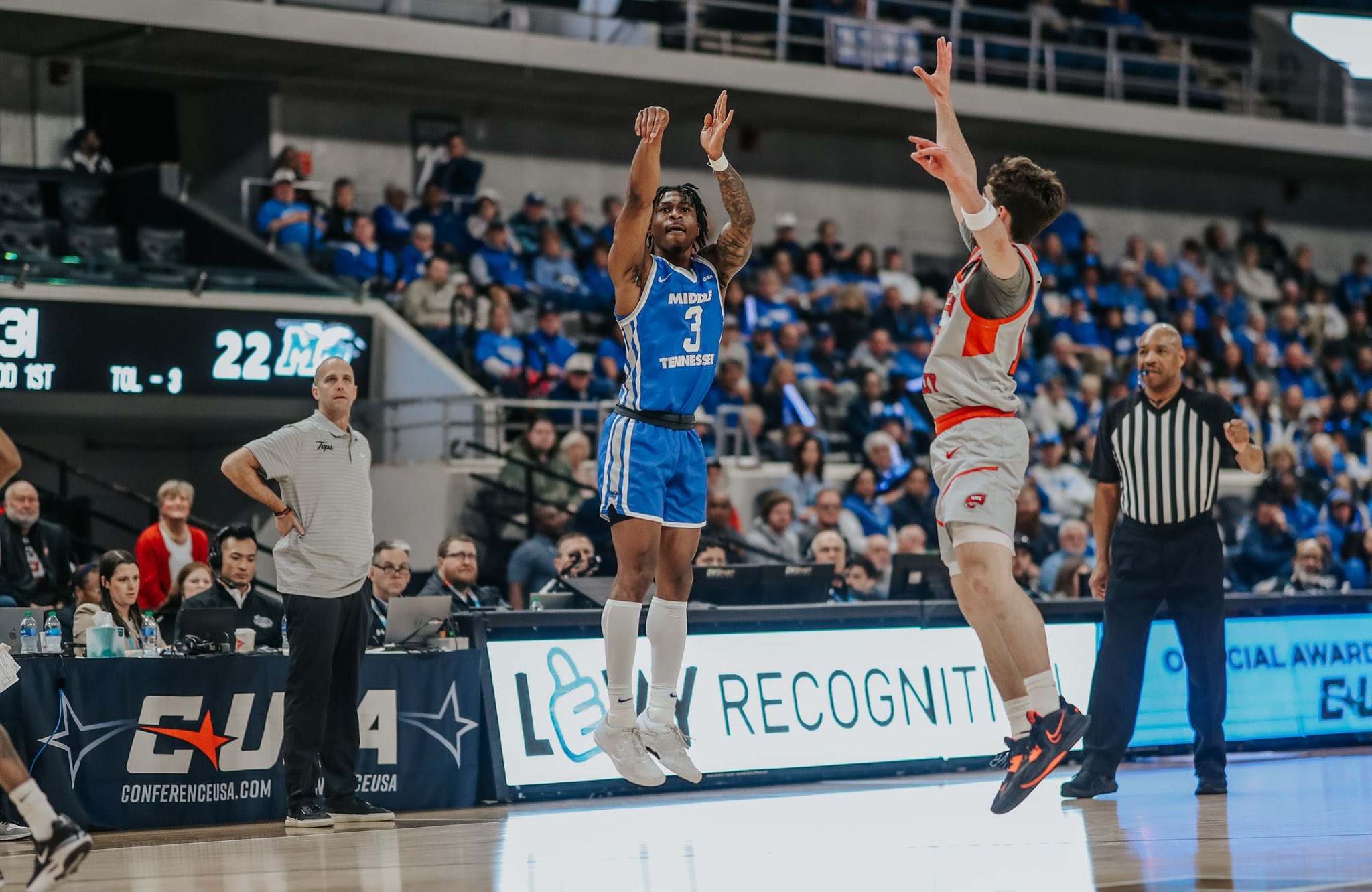 Middle Tennessee Men s Basketball MT MBB X