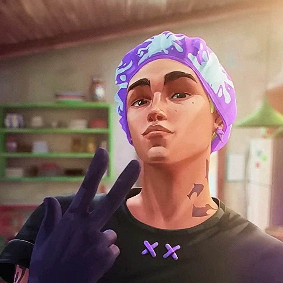 📲: Bloody queen
—I’m ready mi reina
— 📷Foto