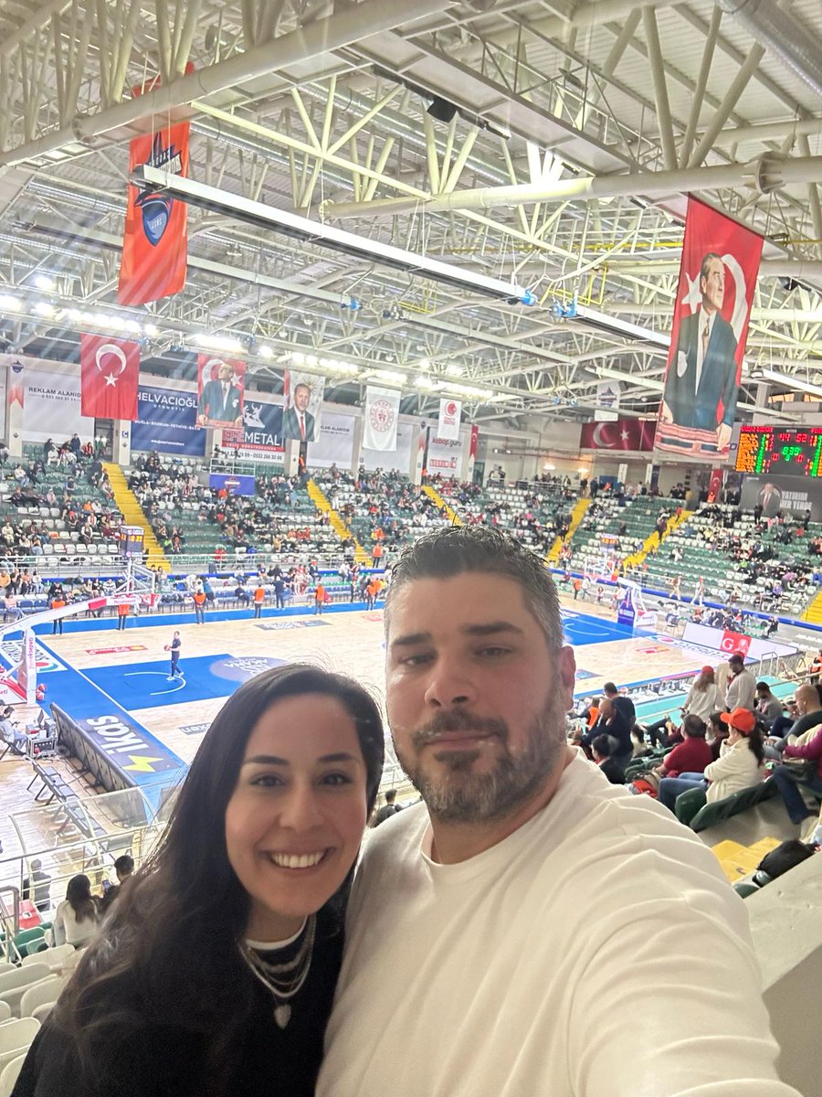 Çoğu tribüncünün hayallerinden biri deplasmana eşi ile gitmektir.  Biz yaptık.. 💚❤️<a href="/gizem_yahyalar/">gizem_ yahyalar</a>