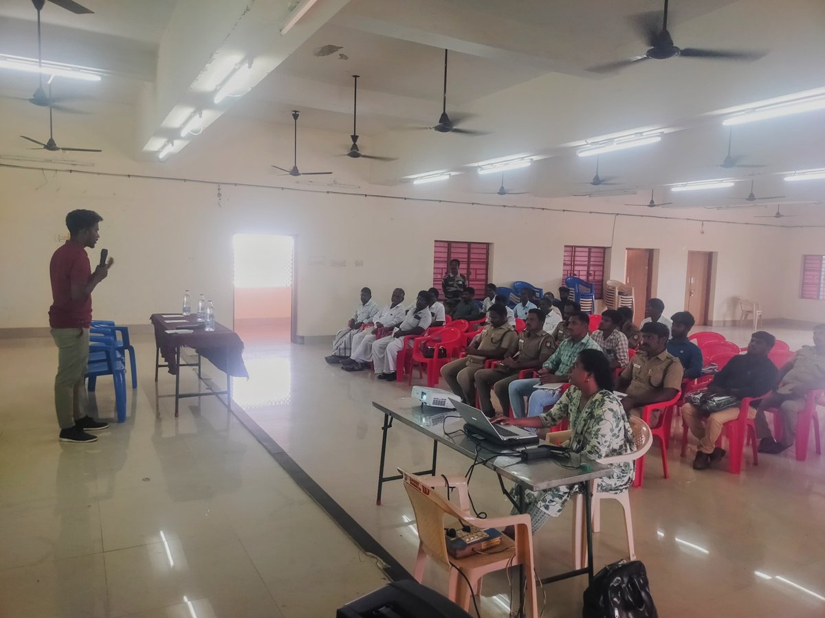 CAMPAdugong_WII's tweet photo. TN team engaged various stakeholders including #TNPolice, #CoastalSecurity, #FisheriesDept, #Veteranians and #FisherCommunity on #dugong #conservation at #Pudukkottai district
@tnforestdept @wii_india @SwetaIyer4 https://t.co/lE9ouw5Krw