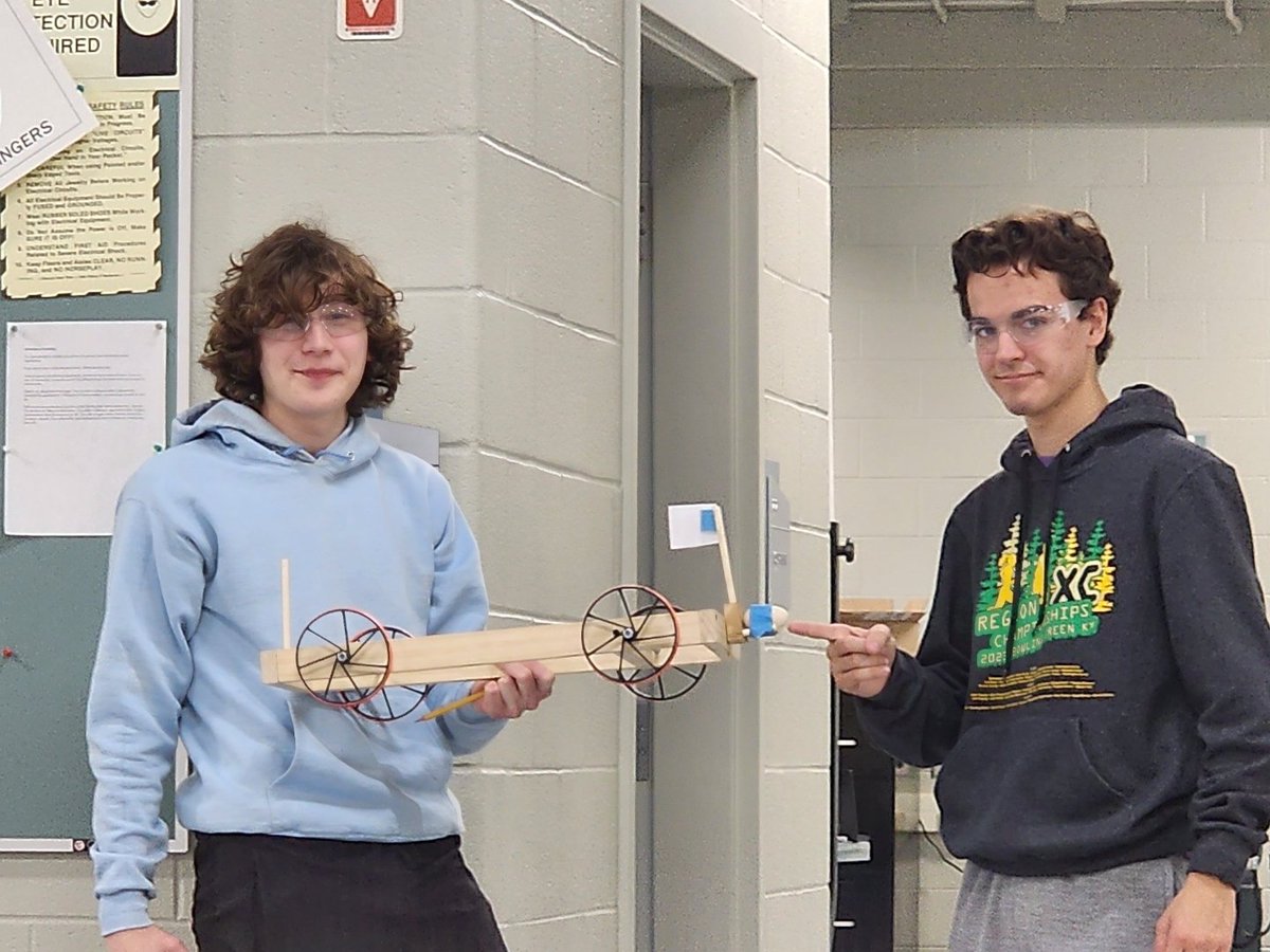 cnolson03's tweet photo. Regional Science Olympiad! Some great builds! https://t.co/aMqx4t9yhW