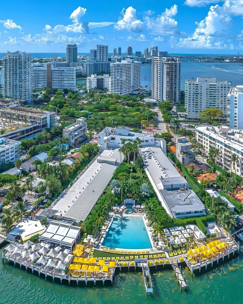 Miami, Florida! 🏖️🌴 #MiamiVibes