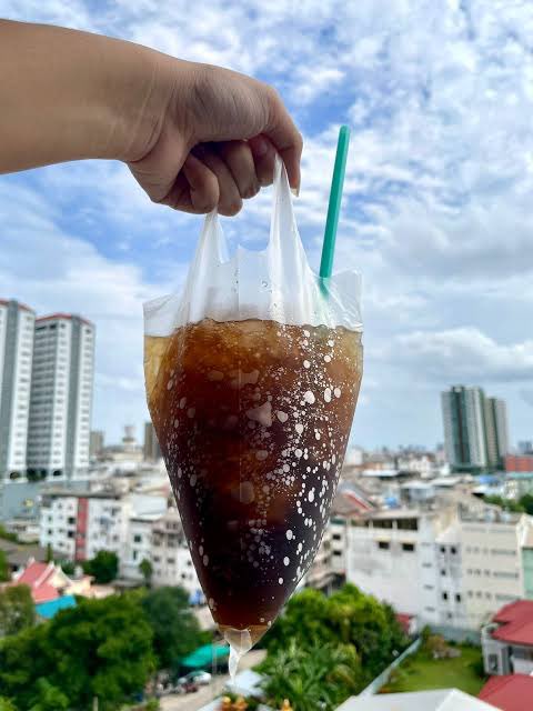 ชิววี่ 🎂 𝐇𝐀𝐏𝐏𝐘 𝐁𝐔𝐑𝐒𝐓𝐃𝐀𝐘 (@_chewiestar) on Twitter photo 