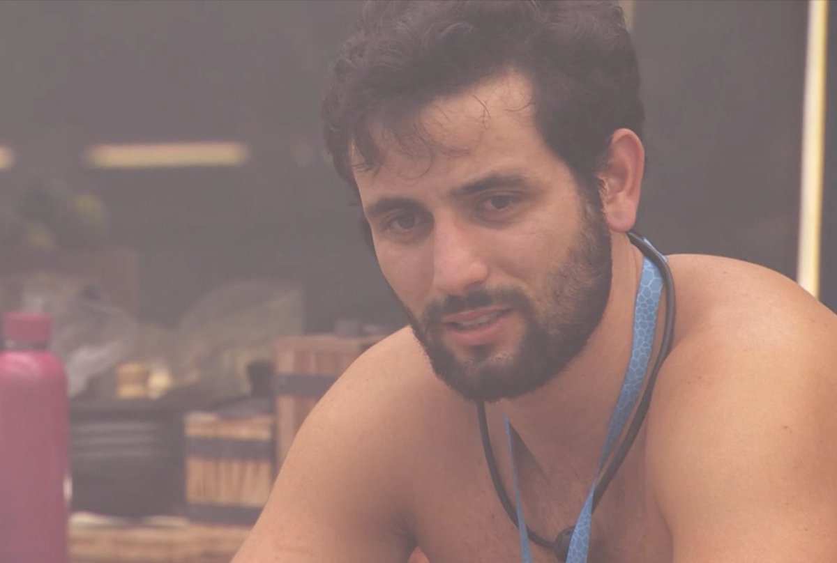 tracklist's tweet photo. E essa sauna na casa do #BBB24? 🗣️ https://t.co/Khstp1mvHl