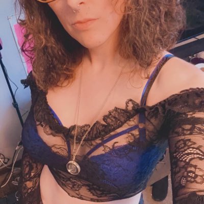 #NewProfilePic https://t.co/uVTQJgc2oO<a href="/tag/newprofilepic"class="tags">#NewProfilePic</a>