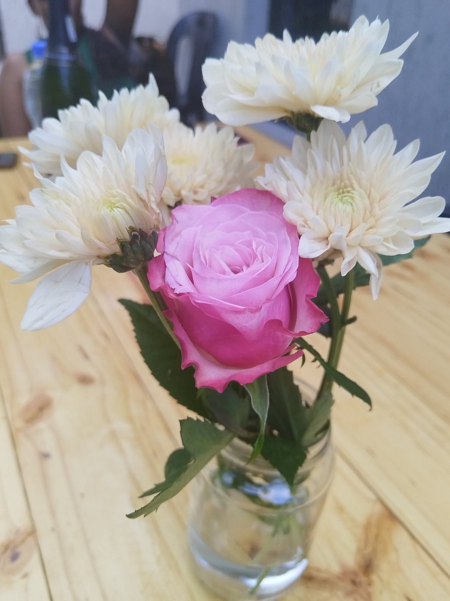 kfphele's tweet photo. My favourite bakers in Gabs? It has to be @GingerPinkshop and Tshego whom they passed to me. #LocalkaMonate https://t.co/2quvPbJcYD