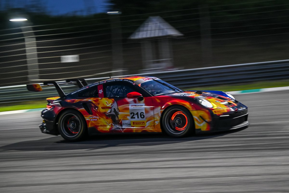 Phantom Global Racing had a solid day, coming home in fifth, while Modena Motorsport secured second in the GTC category 👏 #Porsche #PorscheCustomerRacing #Sepang12Hours