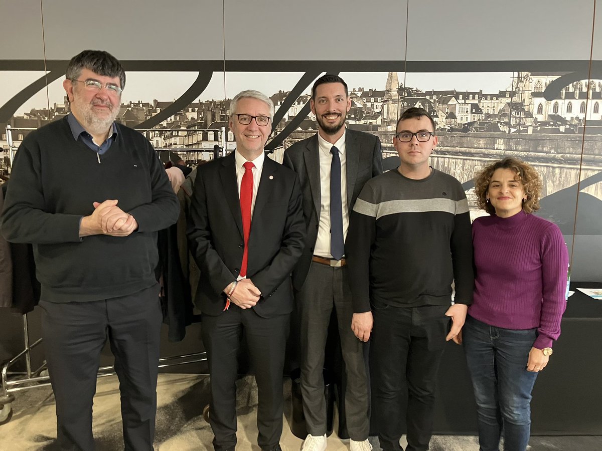 JonathanDenis's tweet photo. De très beaux échanges à #Blois autour d’un projet de loi sur la #FindeVie et de la nécessité de l’améliorer pour une grande loi de liberté, d’égalité et de fraternité.
Merci également à @MarionDepute41 et @MGEN_officiel pour les paroles fortes. Soyons toujours mobilisés ! https://t.co/xiTRNVJWU1