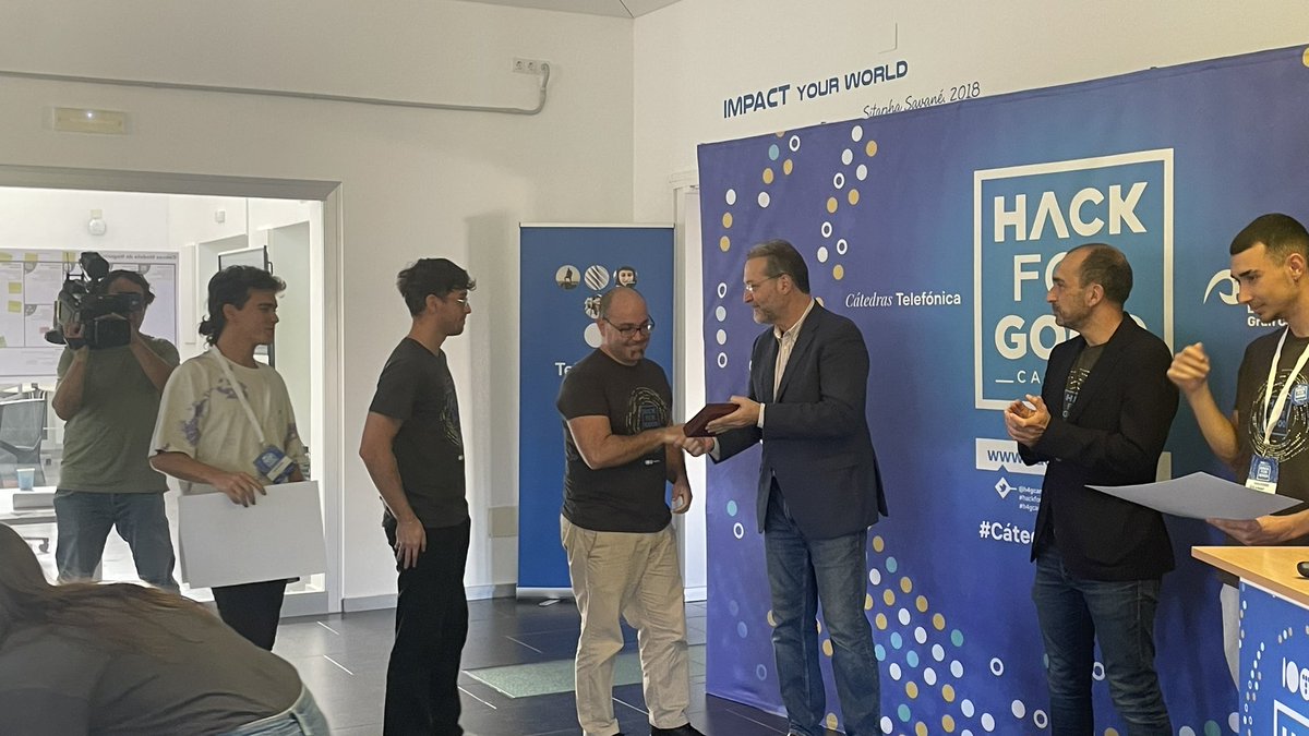 Primer premio <a href="/Hack_ForGood/">HackForGood</a> 2024 para #GC003 con el Reto “Reducir la contaminación Marina”  ¡Enhorabuena!

<a href="/ULPGC/">ULPGC</a> <a href="/Hack_ForGood/">HackForGood</a>  <a href="/CatedraTEFULPGC/">Cátedra Telefónica ULPGC</a>