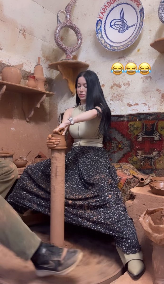 cansel😂😂 
#canselayanoglu <a href="/Canselayanoglu/">CanselAyanoğlu</a>