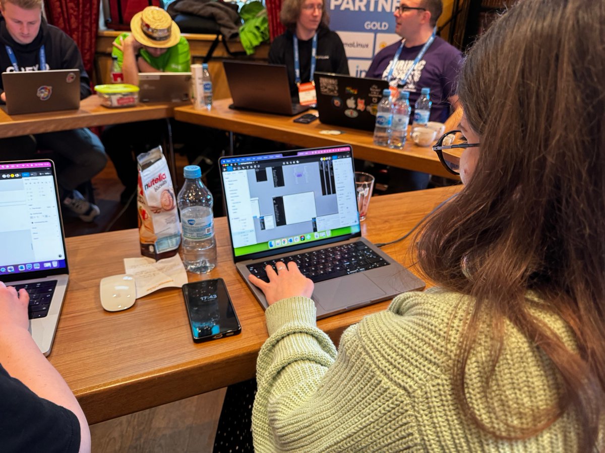 remkusdevries's tweet photo. #CFHacks https://t.co/vN5HCPDQsS