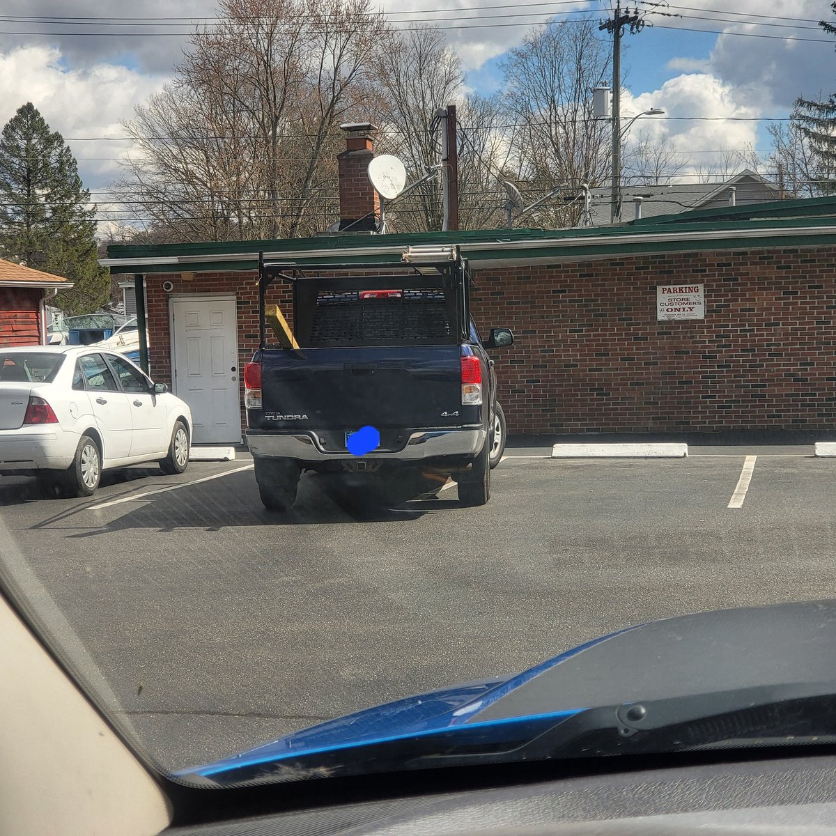 Sil3ntrapp3r tweet media