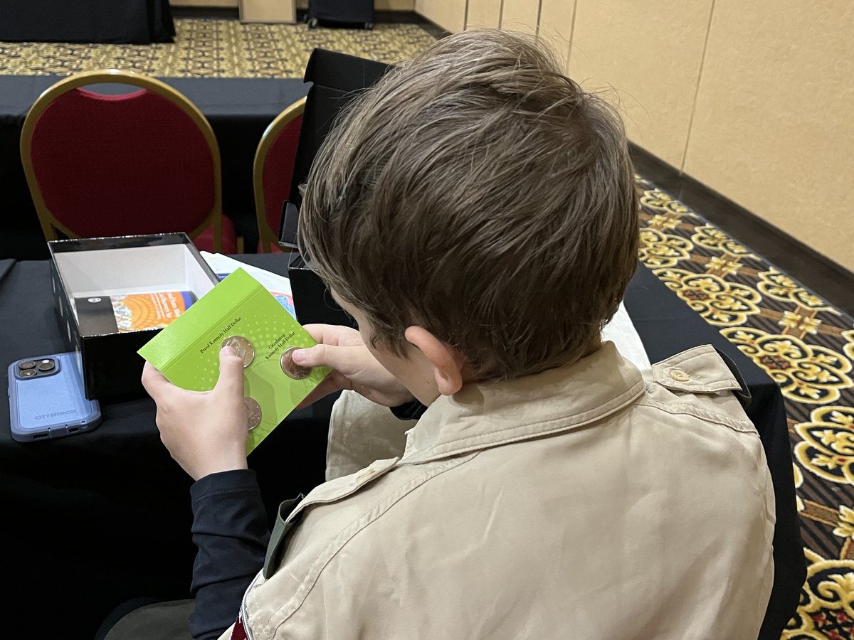usmint's tweet photo. We had a great time this morning! The Honorable Ventris C. Gibson met with approx. 40 Young #Numismatists and spoke with them about all things #Mintastic. @ANACoins https://t.co/1skQzpih5O