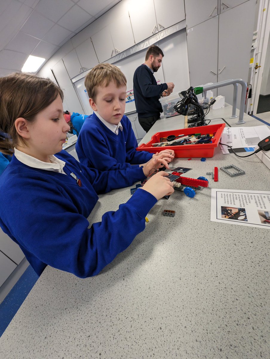 Gateway Academy tweet media