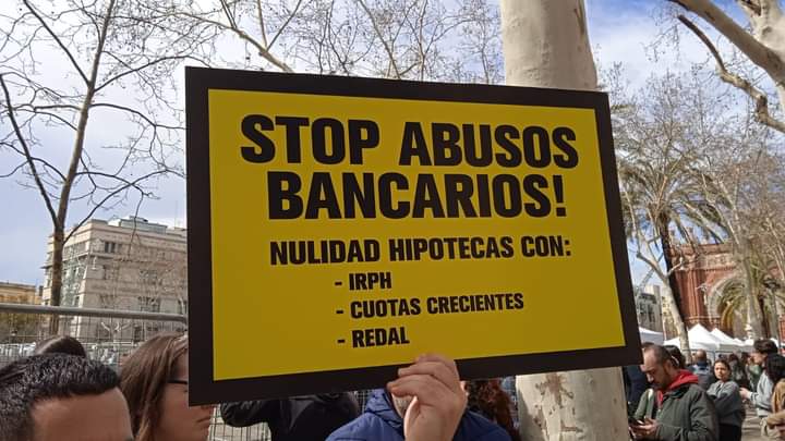 Vanesan36536464's tweet photo. Concentración 7/04/2024 contra #abusoshipotecarios #irph #hipotecacreciente #hipotecaredal #portodaEspaña #uneteanuestralucha #stopirphuci #afectadoshipotecacreciente https://t.co/ZbY4G7GaQq