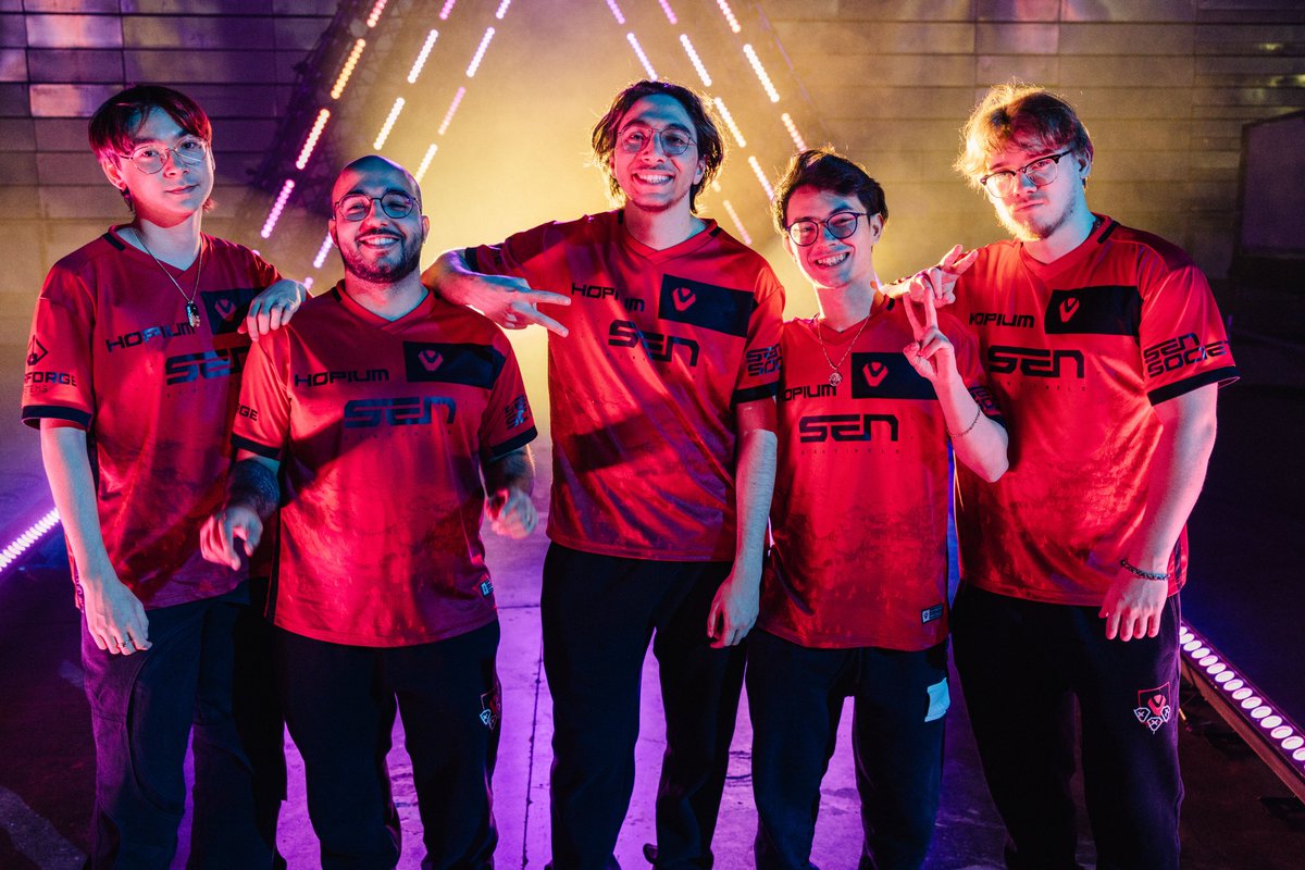 ValorINTEL's tweet image. 🚨 SENTINELS ADVANCE TO #VALORANTMASTERS MADRID PLAYOFFS 🚨

Sentinels defeat Karmine Corp 2-0, and keep KC in the Swiss Stage