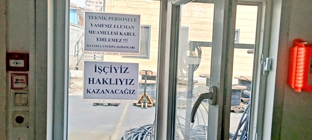 🛑 Elektrik gibi riskli bir işin ustaları olan biz İstanbul Enerji A.Ş işçileri İstanbul gibi bir kentte reklamı yapılan her işin üreticisiyken, İBB bünyesinde en düşük ücretlerde çalışıyoruz! @ekrem_imamoglu @istanbulbld @istanbul_enerji #İstanbulEnerjiİşçisiHakkınıİstiyor