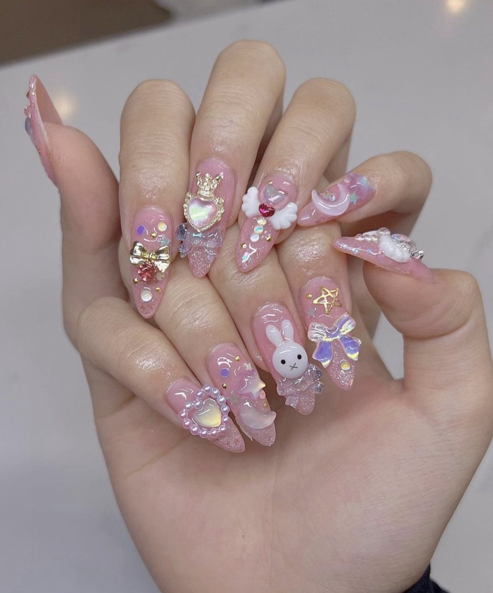 magical pretty nails