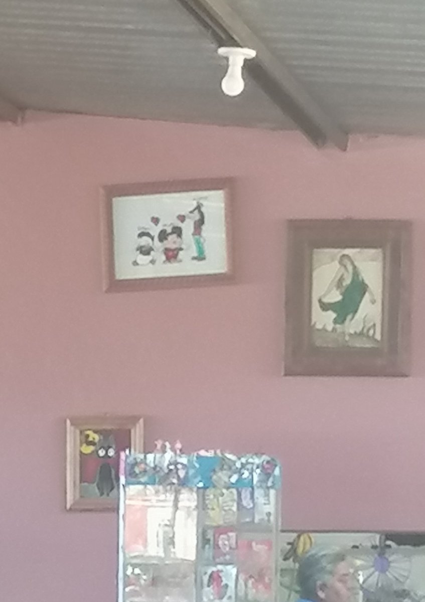 Val_Goetia's tweet image. BRO, I&apos;M IN A RESTAURANT IN LA SIERRA AND THEY HAVE MOKEY HERE WTF BAHAHSGF @_SrPelo_