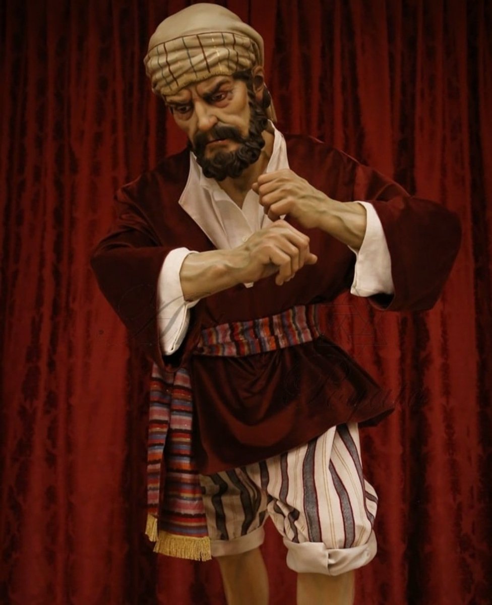 📢 #ACTUALIDAD| Presentado el conjunto escultórico que procesionará junto con Ntro. Padre Jesús de las Tres Caídas el próximo Sábado de Pasión 

✅️ Se compone por Simón de Cirene y un sayón realizadas por Juan Manuel Montaño, autor del mismo titular de la Hermandad de la O