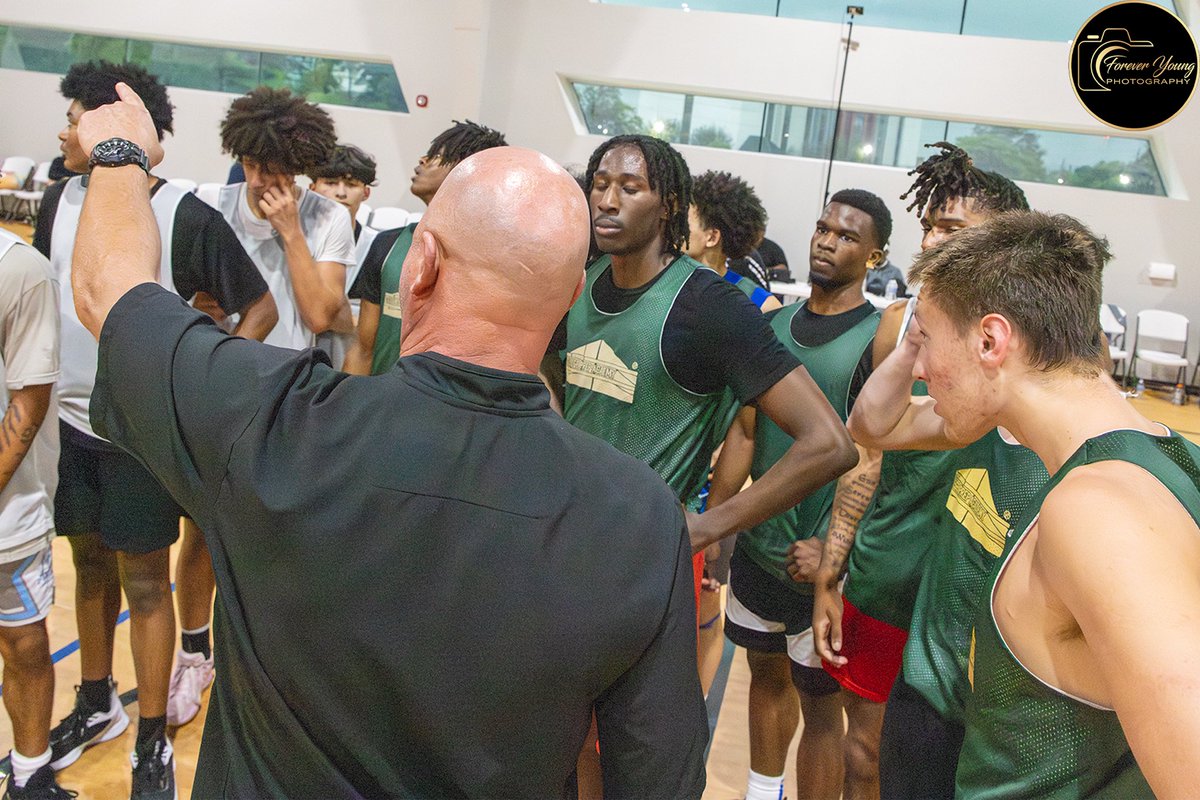 Thanks to all the College Coaches who Coached these Sr's competing for an "Offer" &amp; <a href="/RcsSports/">Jim Hicks</a> for letting @UCExposure be a part of a Great Showcase for Unsigned Prospects!  Stay Proactive 24s until Interest Turns to an Offer #ItOnlyTakesOne <a href="/Tabchoops/">𝙏𝘼𝘽𝘾🏀📋</a> <a href="/JaimeBoswell2/">Jaime Boswell</a> <a href="/4YFilms/">𝔽𝕠𝕣𝕖𝕧𝕖𝕣 𝕐𝕠𝕦𝕟𝕘 𝔽𝕚𝕝𝕞𝕤 SPORTS 🎥</a>