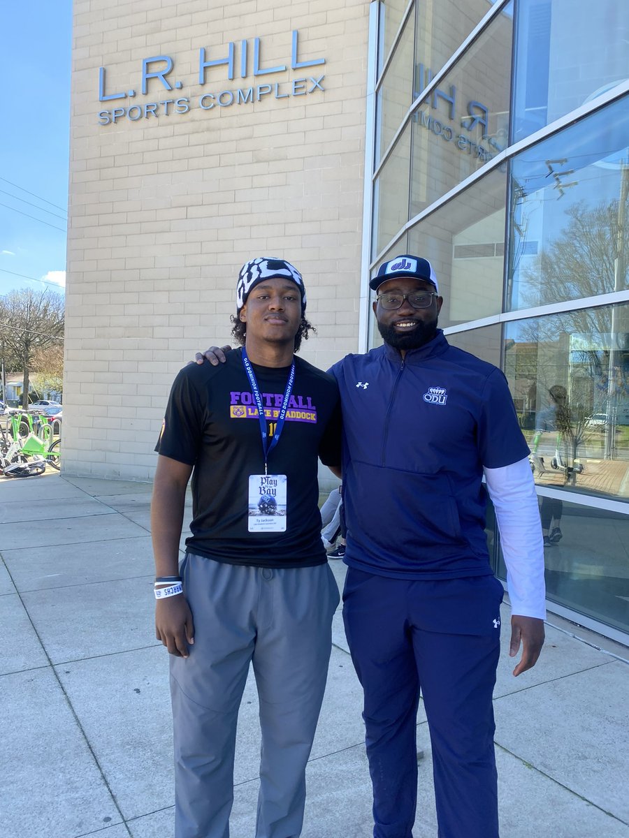 Tyrone “Ty” Jackson (@imtyjackson) on Twitter photo Had a great day at Old Dominion University! #GoMonarchs
<a href="/CoachVic_/">Victor Irokansi</a> <a href="/CoachDeckODU/">Kevin Decker</a> <a href="/LakeBraddockFB/">Lake Braddock 🏈</a> <a href="/mdoc376/">Coach Doc</a> Had a great day at Old Dominion University! #GoMonarchs
<a href="/CoachVic_/">Victor Irokansi</a> <a href="/CoachDeckODU/">Kevin Decker</a> <a href="/LakeBraddockFB/">Lake Braddock 🏈</a> <a href="/mdoc376/">Coach Doc</a>