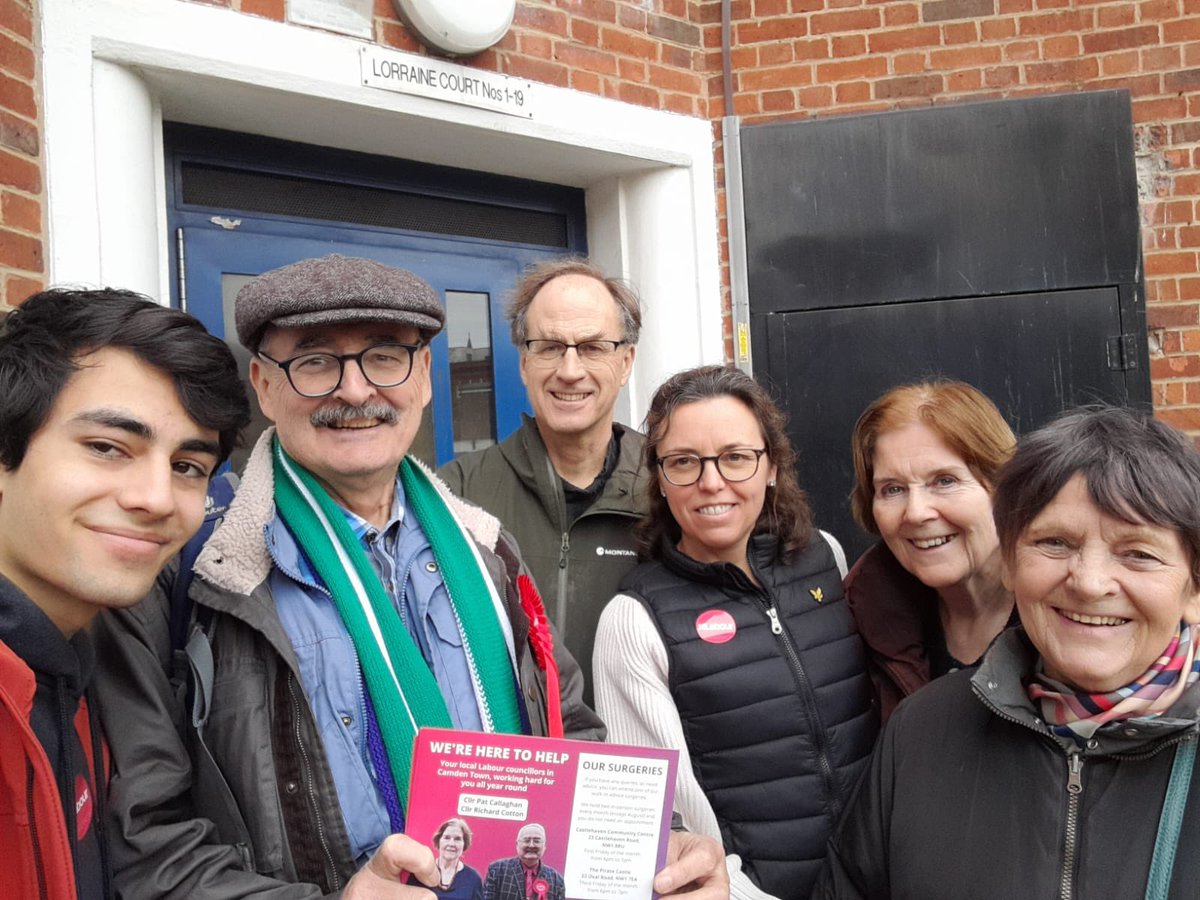 Keeping it local for @CamdenLabour today in Camden Town for @SadiqKhan and @anne_clarke 🌹