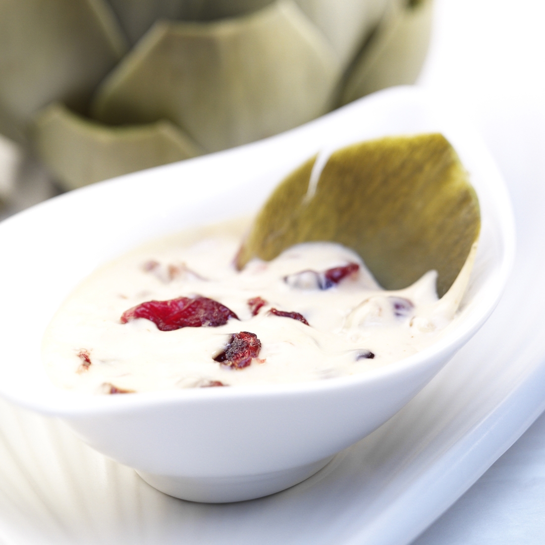 USCranberries's tweet photo. 🌿 Dive into the creamy goodness of our cranberry dip with artichokes! Perfect for any occasion 🍴🎉 #ArtichokeHeartDay.   https://t.co/XeFKGMznsR https://t.co/3yVxD0iEzv