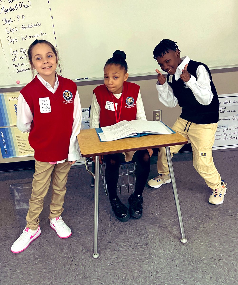 dr_otway's tweet photo. 📢2nd gr. TAKES 🥈PLACE 🎯Proud of our Tiger Stars🐯 ✨ 2nd Grade Design Team (Abigail, Blake &amp; Brooke) along side our amazing Coach Smith-Davis 🐯✨#elevate #DesignThinking #mobilelearningcasestudy #2ndgrade https://t.co/hohxXZ1lK0