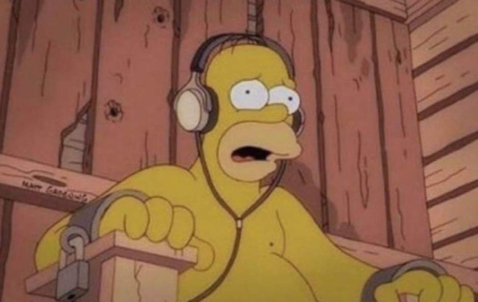 letsguerre's tweet photo. quand tu es obsédé par une chanson et que tu ne peux pas t'arrêter de l'écouter https://t.co/a3NKMJVVuS