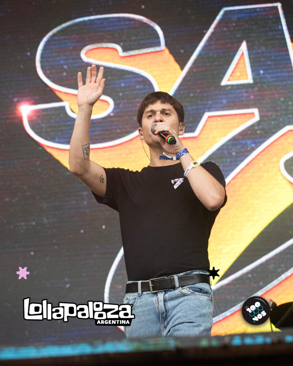 la100fm's tweet photo. 🙌🏼 #LollaAr DÍA 2 en marcha! 🙌🏼
@santicelli presenta "3D" en el #Altrnative
Y vos… ¿querés #Lolla? Quedate escuchando el fin de semana de La 100 que hay más accesos para vos!
#LollaEnLa100 https://t.co/XgjgWKyXcA