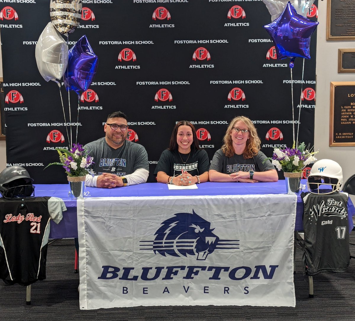 RedmenRundown's tweet photo. Congratulations to FHS Senior Marisol Bernal on signing to continue her education and softball career at Bluffton University! We're proud of you and wish you good luck this season and next year! 🥎🥎⭐ https://t.co/NEcf6M7f7p