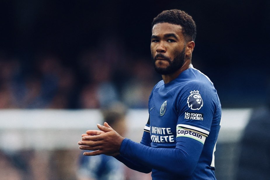 Duncan Castles tweet media