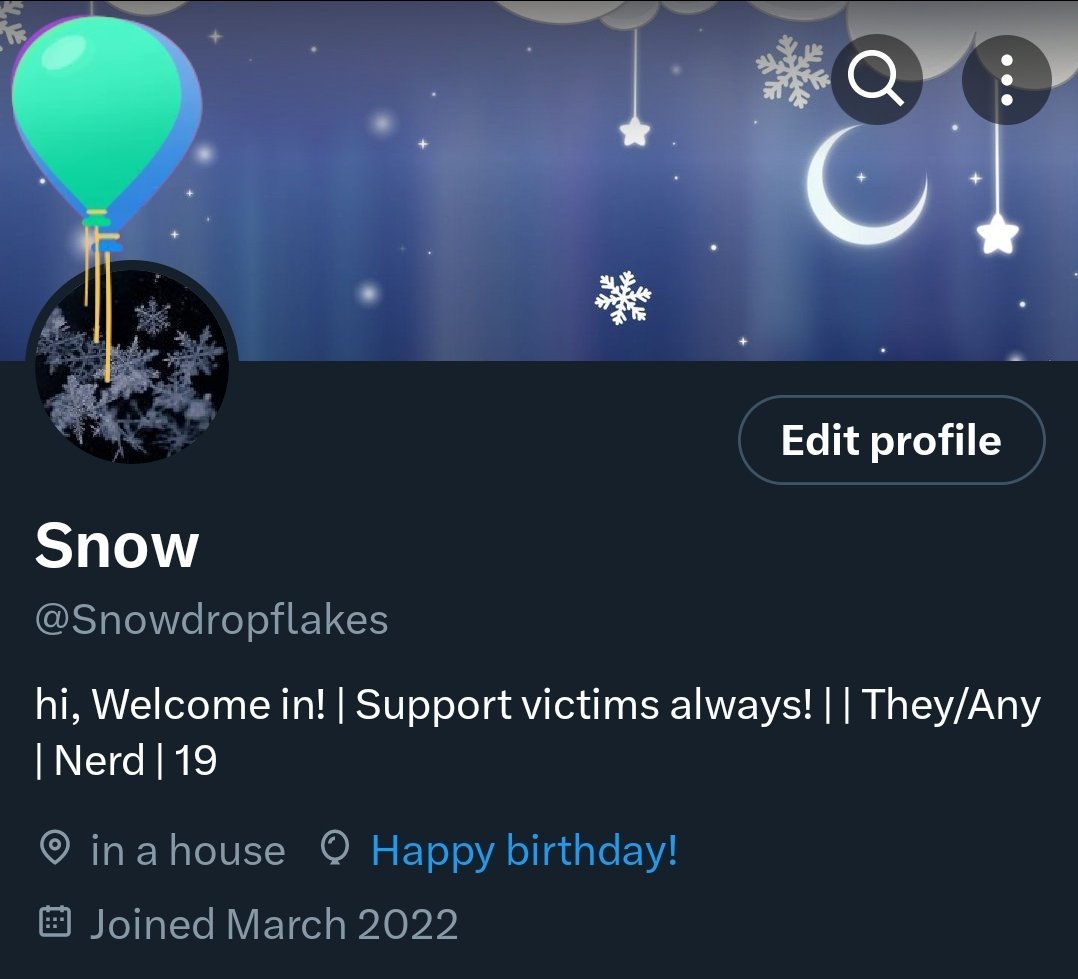 Snowdropflakes's tweet image. Omg it's my birthday! I'm 20 today! Happy Easter and trans visibility day!